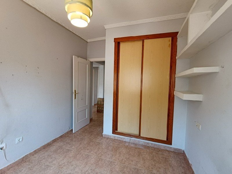 Semi-detached house on Calle Einstein – Torrevieja – Alicante — image 9